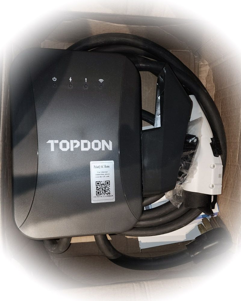 Topdon Level 2 Electric Vehicle (EV) Charging Station (240 Volt, 16ft Cable, 40 Amp) NEMA 14-50 Plug, with WiFi, Indoor/Outdoor, UL Listed, Energy Star, with PulseQ App