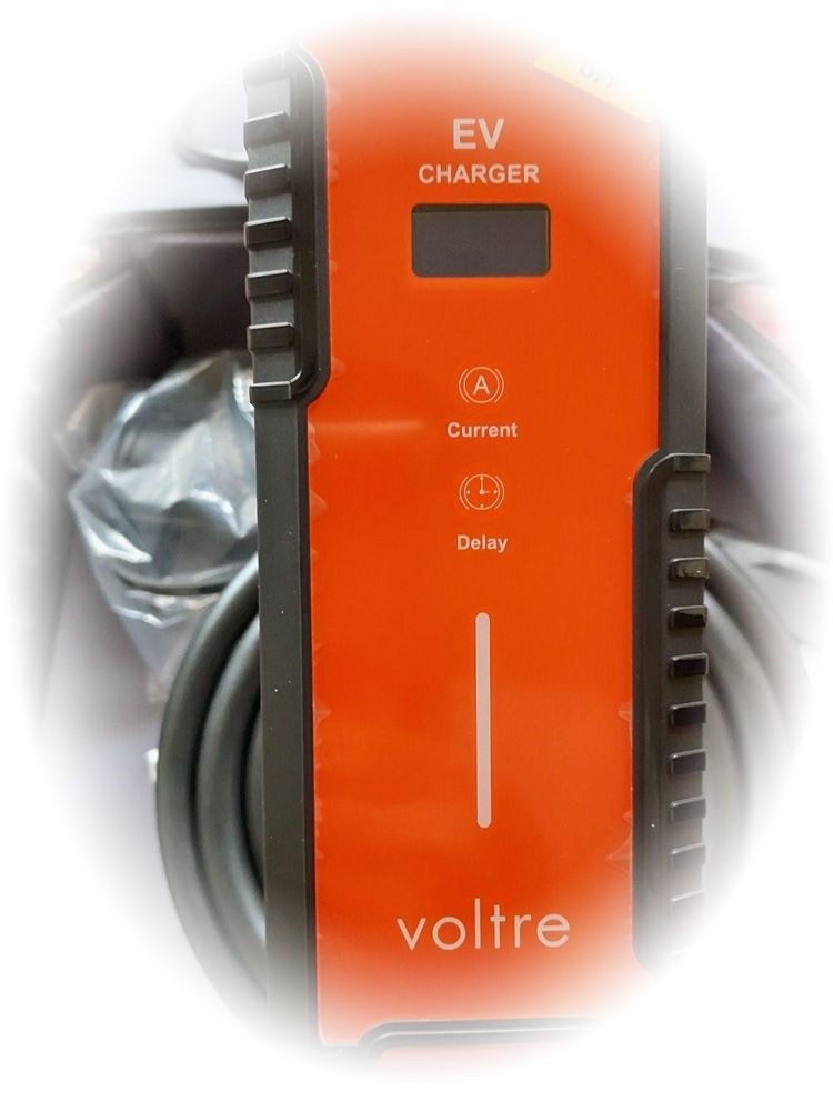 Voltre Level 1+2 Portable Electric Vehicle (EV) Charger (100-240 Volt, 25ft Cable, 8/10/13/16/32 Amp) NEMA 14-50 Plug, 5-20 Adaptor